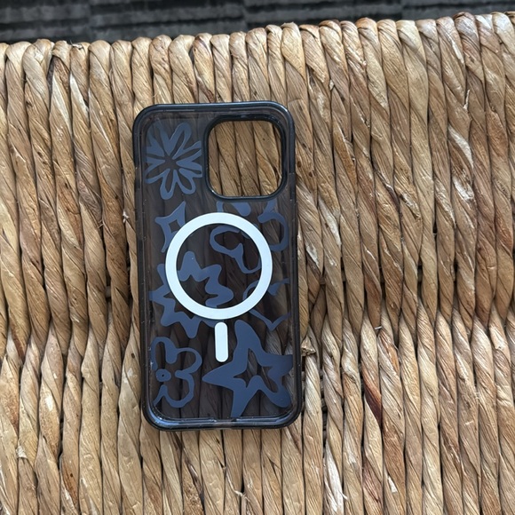 Casetify iPhone 15 pro max case - Picture 2 of 3